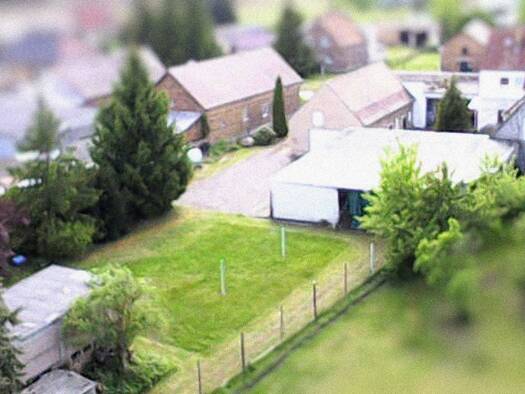 Einfamilienhaus zum Kauf provisionsfrei 289.000 € 9 Zimmer 200 m² 5.200 m² Grundstück Elstersraße 4 Schwarzheide 01987