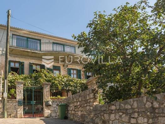 Haus zum Kauf 450.000 € 6 Zimmer 380 m² Crikvenica Centar