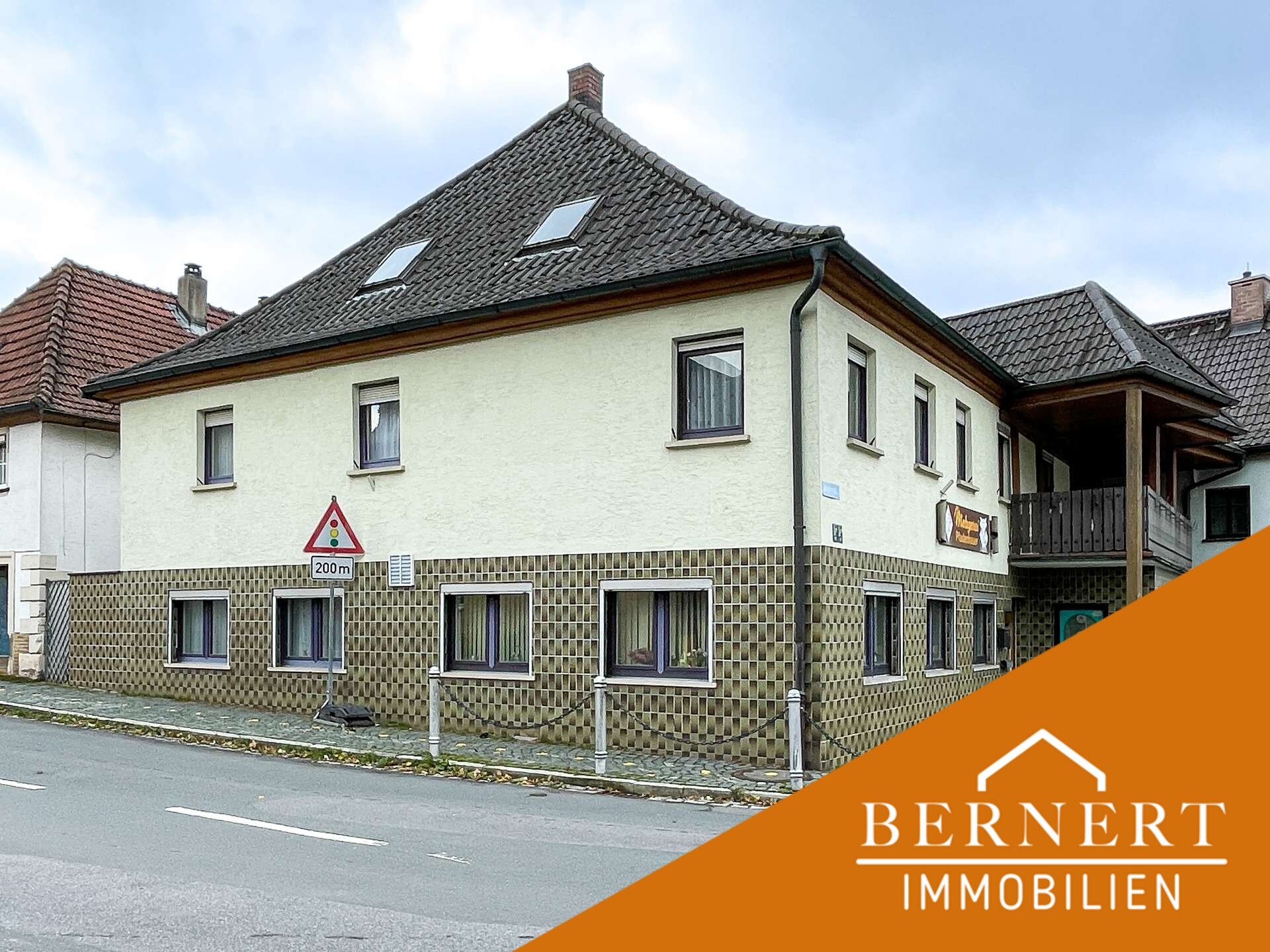 Mehrfamilienhaus zum Kauf 219.000 € 16 Zimmer 530 m²<br/>Wohnfläche 669 m²<br/>Grundstück Altenkunstadt Altenkunstadt 96264