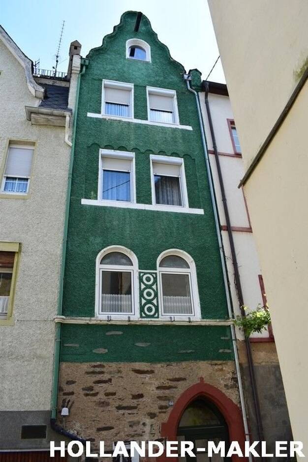 Reihenmittelhaus zum Kauf 159.000 € 5 Zimmer 120 m² 62 m² Grundstück Zell Zell (Mosel) 56856