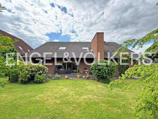 Einfamilienhaus zum Kauf 575.000 € 3 Zimmer 199 m² 675 m² Grundstück Dorheim Friedberg (Hessen) 61169