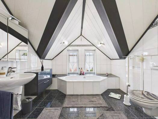 Wohnung zur Miete 890 € 3 Zimmer 93,2 m² Geschoss 1/2 frei ab sofort Wildenberg 93359