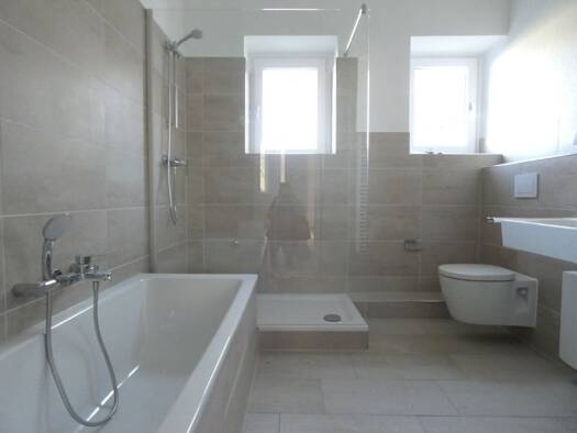 Wohnung zur Miete 716 € 3 Zimmer 74,2 m² 2. Geschoss frei ab 01.12.2026 Carmerstr. 54 Holsterhausen Essen 45147