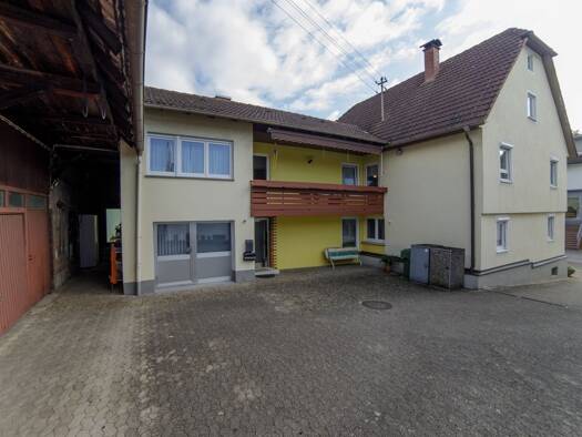 Mehrfamilienhaus zum Kauf 390.000 € 7 Zimmer 216,7 m² 758 m² Grundstück Oberweier Friesenheim / Oberweier 77948