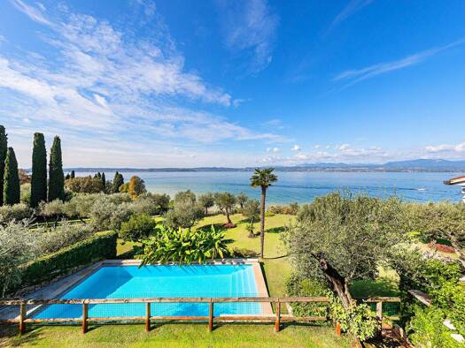 Villa zum Kauf 7.390.000 € 7 Zimmer 650 m² 4.500 m² Grundstück Via Faustina Sirmione 25019