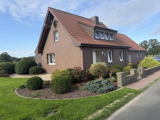 Einfamilienhaus zum Kauf 209.000 € 4 Zimmer 99,2 m² 957 m² Grundstück Stelle Twistringen 27239