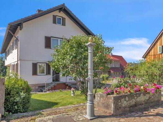 Haus zum Kauf 445.000 € 8 Zimmer 205 m² 3.058 m² Grundstück Dobel 75335