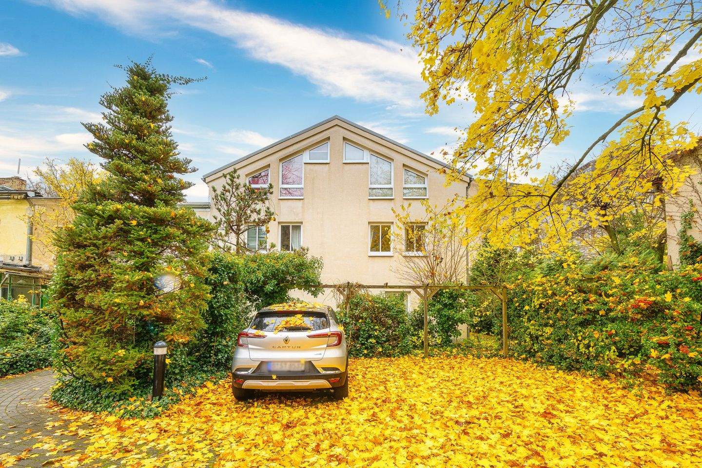 Property thumbnail 2