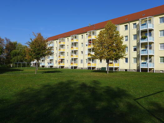 Wohnung zur Miete 429 € 2,5 Zimmer 66,5 m² 2. Geschoss frei ab sofort Heinrich-Böll-Straße 38 Borna 04552