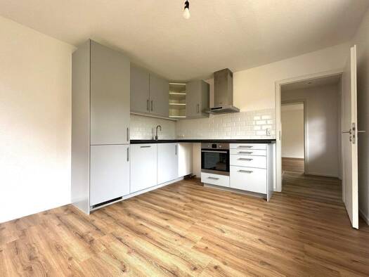 Haus zum Kauf 209.000 € 12 Zimmer 245 m² 2.405 m² Grundstück frei ab sofort Eschede 29348