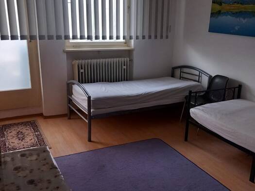 WG-Zimmer zur Miete 449 € 18 m² Geschoss EG/3 frei ab 01.03.2026 Altötting 84503