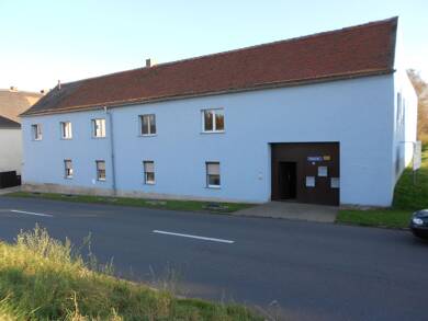 Mehrfamilienhaus zum Kauf provisionsfrei als Kapitalanlage geeignet 140.000 € 281 m² 651 m² Grundstück Hauptstr. 1a Theißen Zeitz 06711