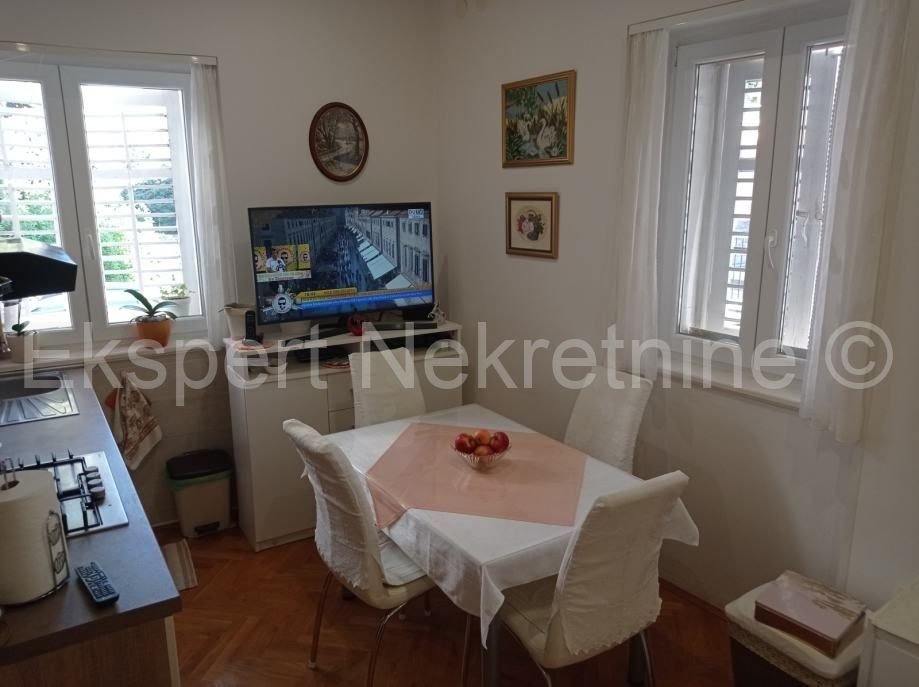 Wohnung zum Kauf 400.000 € 3 Zimmer 80 m²<br/>Wohnfläche EG<br/>Geschoss Table