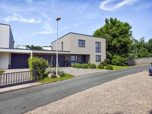 Einfamilienhaus zum Kauf provisionsfrei 895.500 € 6 Zimmer 165 m² 575 m² Grundstück Hochheim Erfurt / Hochheim 99094