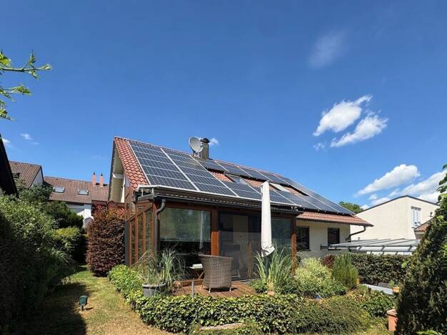 Mehrfamilienhaus zum Kauf 825.000 € 6 Zimmer 173 m² 422 m² Grundstück frei ab 01.01.2027 Gärtringen Gärtringen 71116