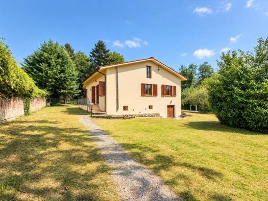 Villa zum Kauf 295.000 € 2 Zimmer 279 m² 2.200 m² Grundstück frei ab sofort Marliana 51010