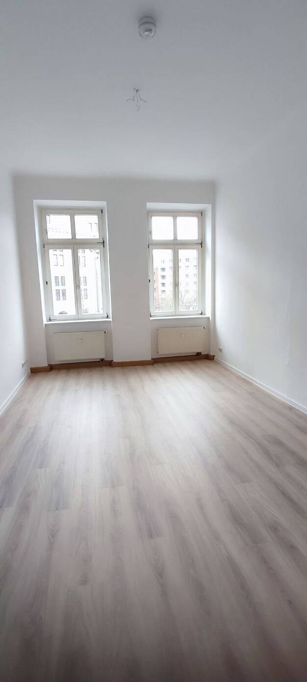 Wohnung zur Miete 700 € 4 Zimmer 100,1 m² 2. Geschoss frei ab sofort Eutritzscher Str. 15a Zentrum - Nord Leipzig 04105