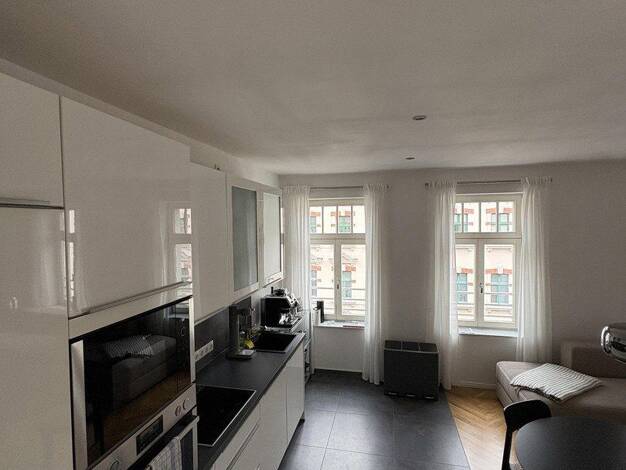 Wohnung zur Miete 1.150 € 3 Zimmer 87 m² 2. Geschoss frei ab 01.12.2026 Roßmarktstraße 9 Altlindenau Leipzig 04177