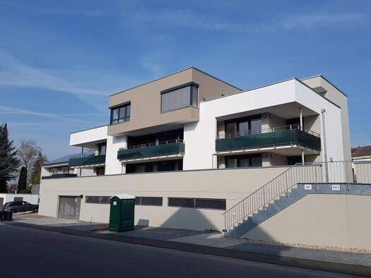 Penthouse zur Miete 1.260 € 3 Zimmer 120,8 m² 2. Geschoss frei ab 01.04.2026 Öhringen 74613