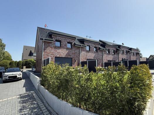 Reihenmittelhaus zur Miete 1.890 € 5 Zimmer 105 m² 120 m² Grundstück frei ab 31.12.2026 Schulweg 21 Stockelsdorf Stockelsdorf 23617