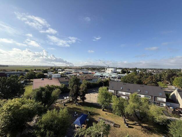 Studio zum Kauf 134.900 € 4 Zimmer 112 m² 7. Geschoss Wevelinghoven Grevenbroich 41516