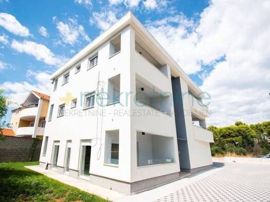 Wohnung zum Kauf 294.900 € 5 Zimmer 106 m² Biograd na Moru