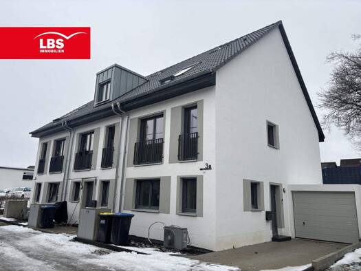 Reihenendhaus zur Miete - Erstbezug 1.650 € 4 Zimmer 140 m² 161 m² Grundstück frei ab 01.02.2026 Altenvoerde Ennepetal 58256