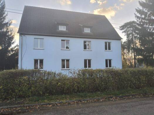 Mehrfamilienhaus zur Versteigerung 99.500 € 6 Zimmer 281 m² 1.303 m² Grundstück Wiednitz Bernsdorf 02994