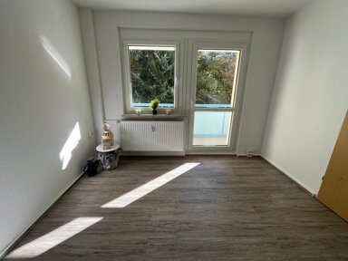 Wohnung zur Miete 219 € 1 Zimmer 32 m² 1. Geschoss Dortmunder Straße 3 Neuplanitz Zwickau 08062