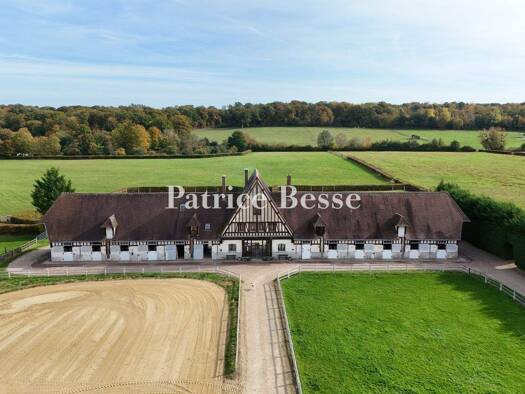 Reiterhof zum Kauf 1.595.000 € 320.000 m² Grundstück Les Lycées-La Forêt-Le Château Chantilly 60500