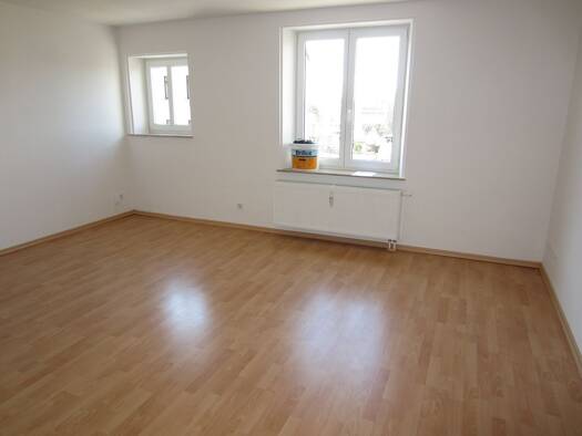Wohnung zur Miete 250 € 2 Zimmer 49,1 m² 2. Geschoss frei ab 01.11.2026 Hofer Straße 32 Sonnenberg Sonnenberg 09130