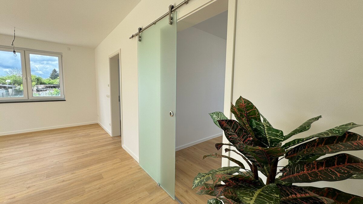 Wohnung zur Miete 723 € 2 Zimmer 72,3 m²<br/>Wohnfläche 1.<br/>Geschoss ab sofort<br/>Verfügbarkeit Raguhn Raguhn-Jeßnitz 06779