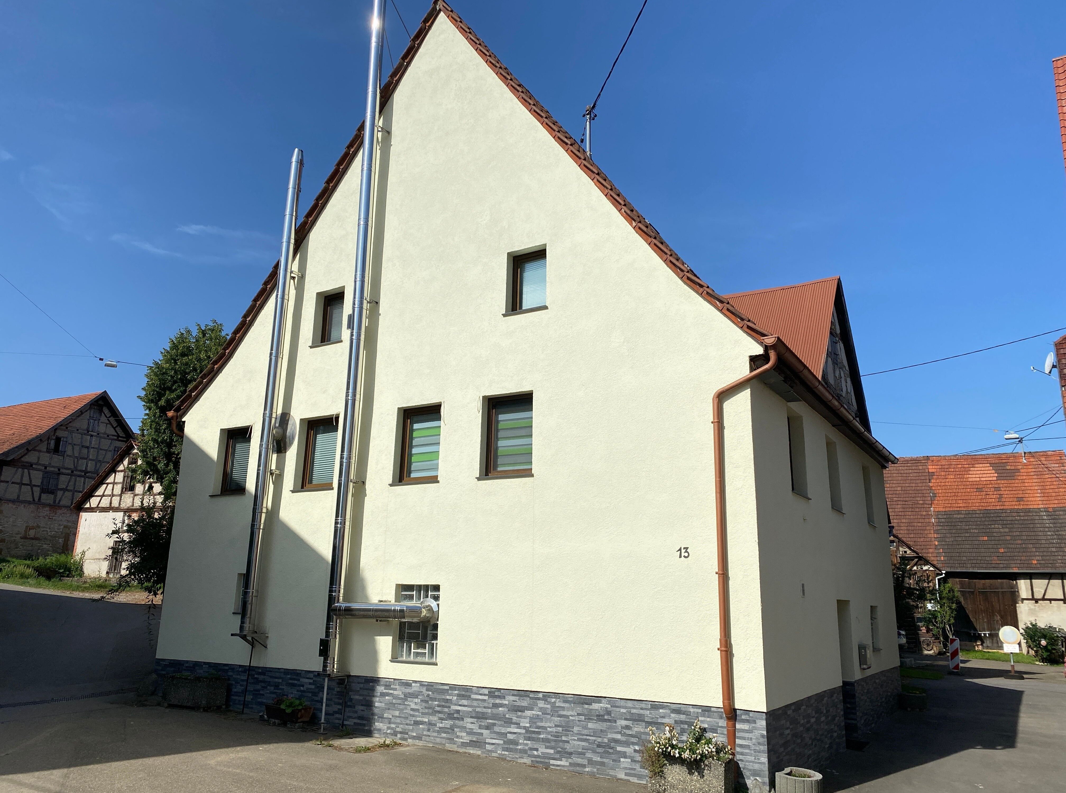 Einfamilienhaus zum Kauf 399.000 € 6 Zimmer 136,7 m²<br/>Wohnfläche 165 m²<br/>Grundstück Weiler zum Stein Leutenbach 71397