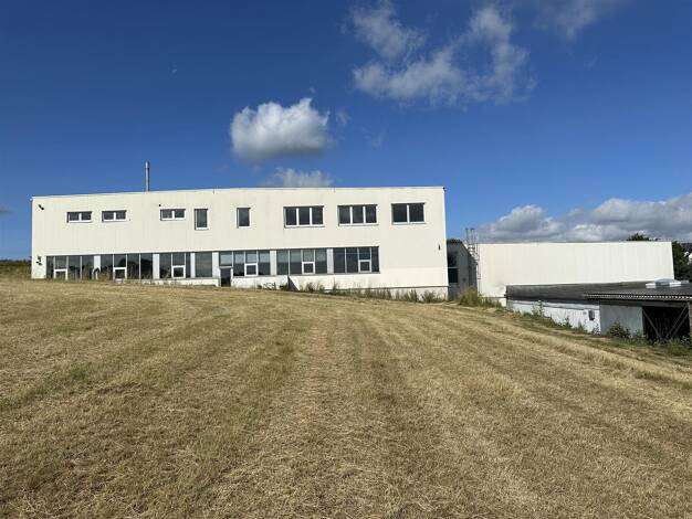Produktionshalle zum Kauf 1.095.000 € 3.248 m² Lagerfläche Voßwinkel Arnsberg 59757