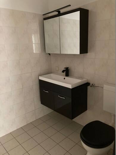 Wohnung zur Miete nur mit Wohnberechtigungsschein 390 € 3 Zimmer 80,5 m² 1. Geschoss frei ab sofort Lauffener Ring 8 Meuselwitz Meuselwitz 04610