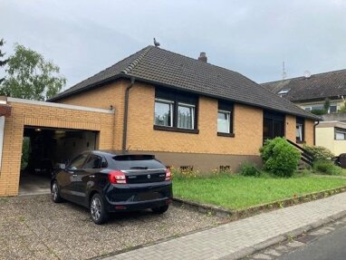 Bungalow zum Kauf 550.000 € 9 Zimmer 169 m² 695 m² Grundstück Burg-Gräfenrode Karben 61184