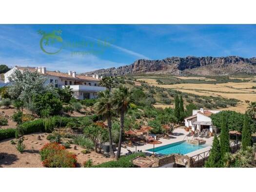 Villa zum Kauf 1.995.000 € 13 Zimmer 1.404 m² 50.636 m² Grundstück Villanueva de la Concepción 29230