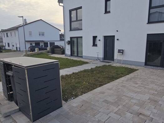 Doppelhaushälfte zur Miete 1.500 € 5 Zimmer 144 m² 271 m² Grundstück frei ab sofort Wintershof Eichstätt 85072