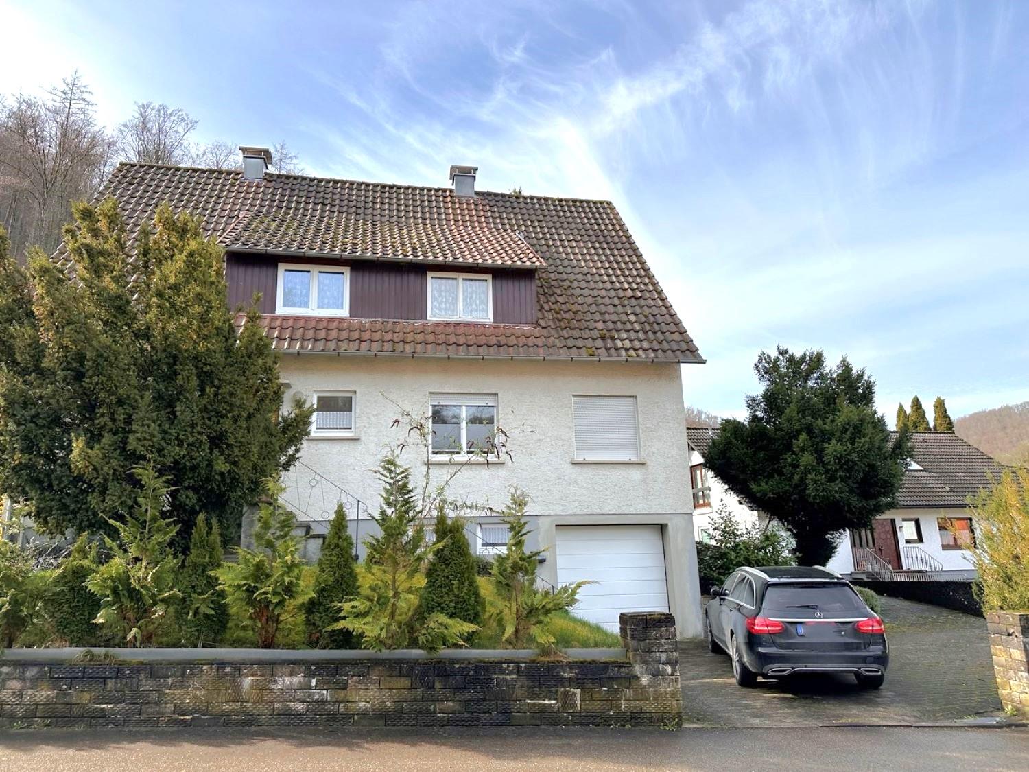 Mehrfamilienhaus zum Kauf 390.000 € 7 Zimmer 159,3 m²<br/>Wohnfläche 1.332 m²<br/>Grundstück Schlattstall Lenningen 73252