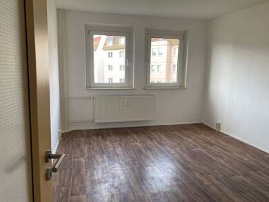 Wohnung zur Miete 268 € 3 Zimmer 56,9 m² 1. Geschoss Pienestraße 5 Oschersleben Oschersleben 39387