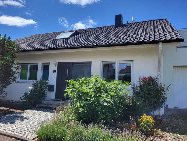 Einfamilienhaus zum Kauf provisionsfrei 675.000 € 8 Zimmer 245 m² 534 m² Grundstück frei ab 01.03.2026 Neubärental Wurmberg 75449