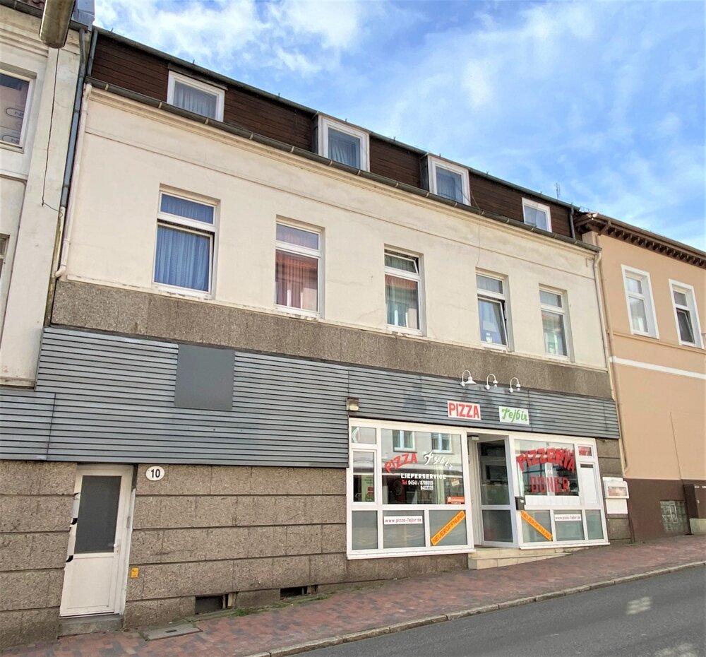 Mehrfamilienhaus zum Kauf 289.000 € 9 Zimmer 195 m²<br/>Wohnfläche 320 m²<br/>Grundstück ab sofort<br/>Verfügbarkeit Ratzeburg 23909