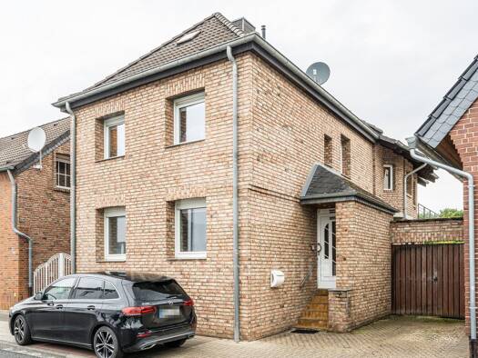 Mehrfamilienhaus zum Kauf 360.000 € 5 Zimmer 187 m² 662 m² Grundstück Buir Kerpen 50170