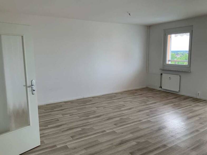 Wohnung zur Miete 537 € 3 Zimmer 88,4 m² 10. Geschoss frei ab 01.07.2025 Stuttgarter Allee 14 Grünau - Mitte Leipzig 04209