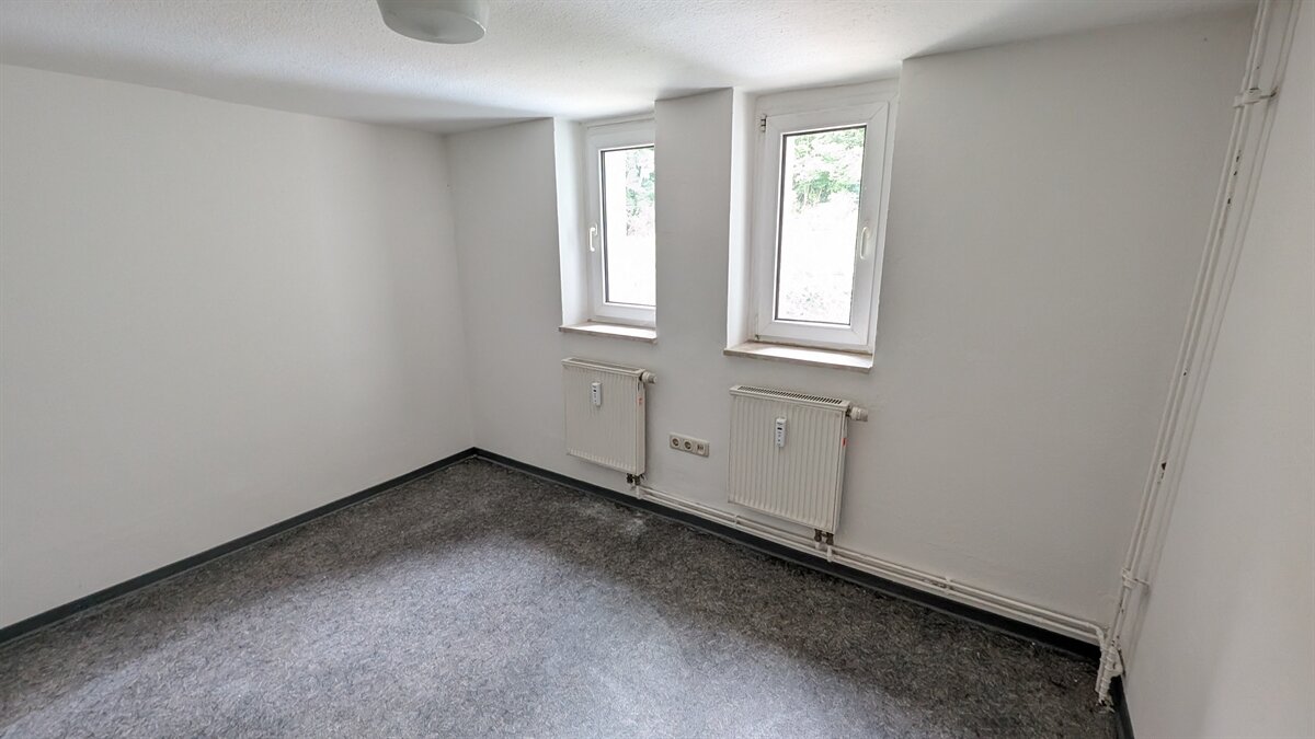 Studio zur Miete 330 € 2 Zimmer 53,9 m²<br/>Wohnfläche 1.<br/>Geschoss Am Berghang 17 Spremberg Spremberg 03130