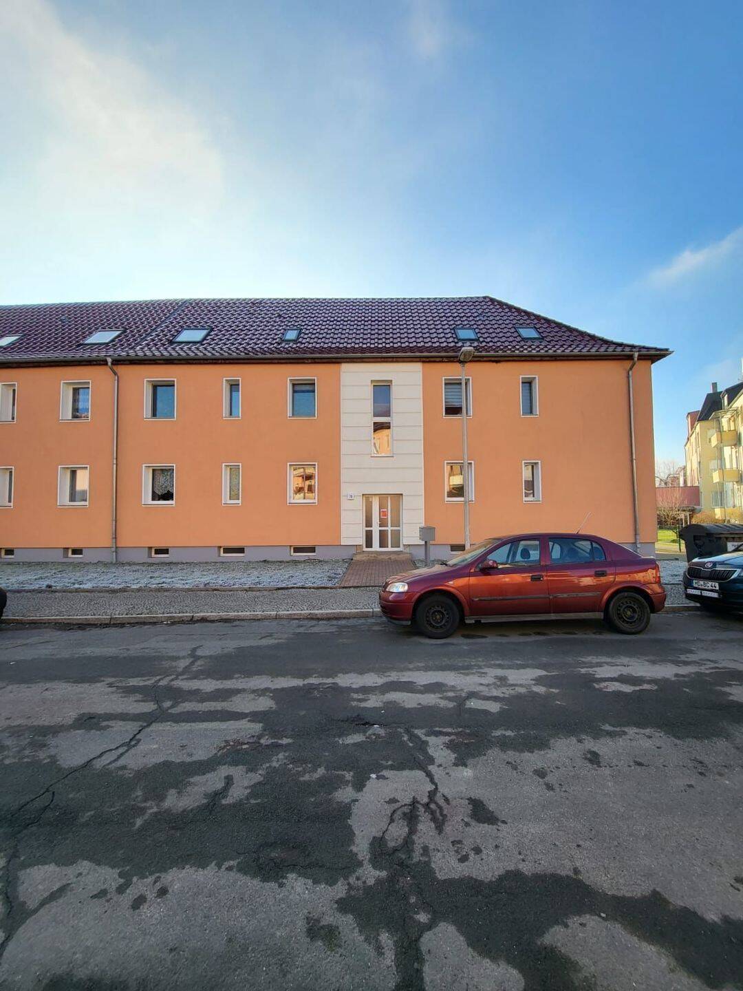 Property thumbnail 2