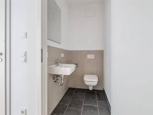 Wohnung zur Miete 1.000 € 3 Zimmer 88,4 m² Andreas-Gayk-Straße 5 Vorstadt Kiel 24103