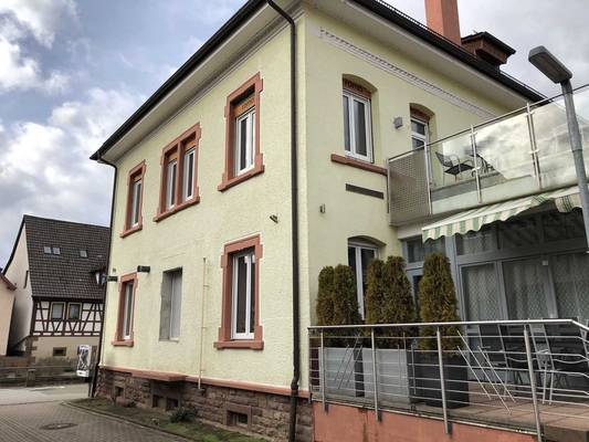 Wohnung zur Miete 700 € 4,5 Zimmer 136 m²<br/>Wohnfläche ab sofort<br/>Verfügbarkeit Durlacher Straße Ellmendingen Keltern 75210