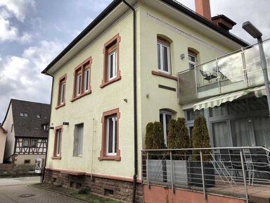 Wohnung zur Miete 700 € 4,5 Zimmer 136 m² frei ab sofort Durlacher Straße Ellmendingen Keltern 75210