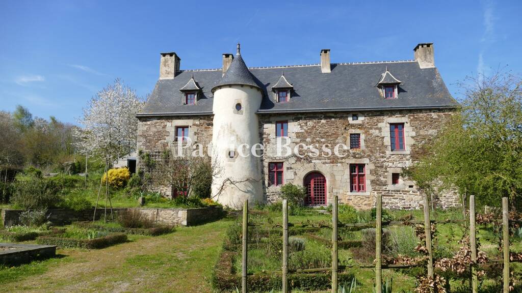 Herrenhaus zum Kauf 480.000 € 10 Zimmer 180 m² 19.675 m² Grundstück Lamballe 22400